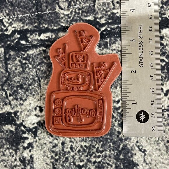Unity Stamp Company LOVE IS EVERYTHING stamp US-568A Tv - Picture 9 of 10